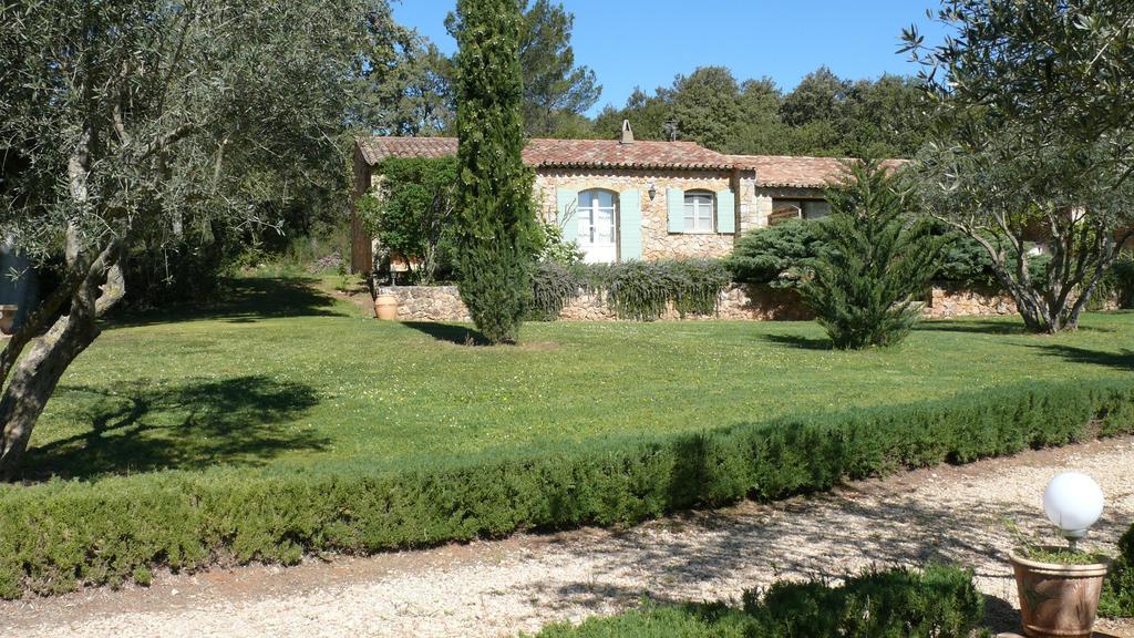 Вилла Les Bastides De L'Auviduery Moissac-Bellevue Экстерьер фото