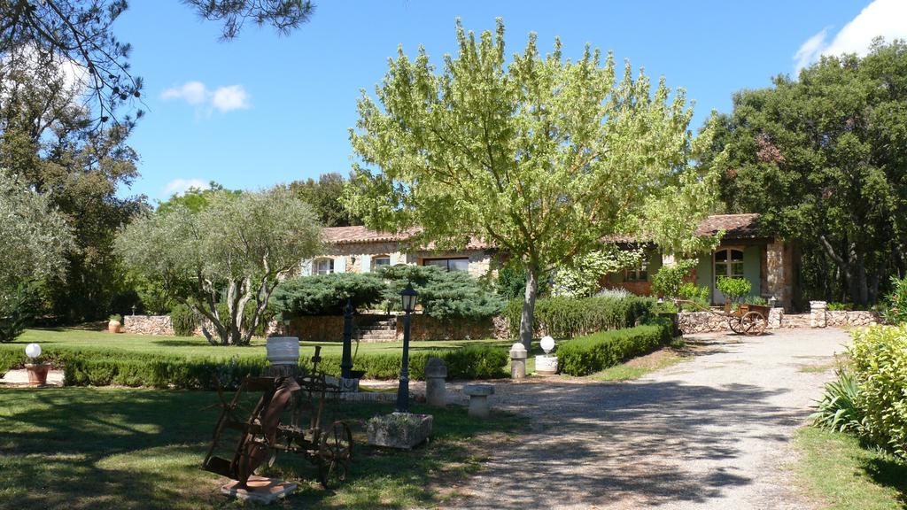 Вилла Les Bastides De L'Auviduery Moissac-Bellevue Экстерьер фото